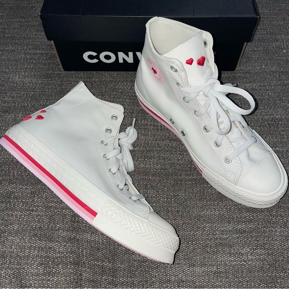 Converse Chuck Taylor All Star Eva Lift Platform Sneaker size 7 NWT